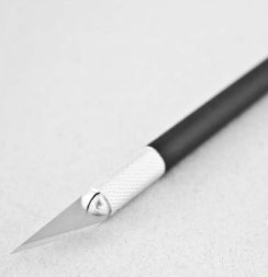 Набор 5 лезвий для ножа для заточки карандашей Derwent Craft Knife в кейсе