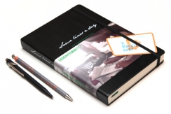 Записная книжка воспоминаний Leuchtturm "Несколько строк в день" А5 на 5 лет розовая 365 стр.