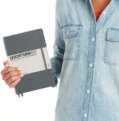 Записная книжка Leuchtturm «Medium» A5 в линейку глубокий серый 251 стр.