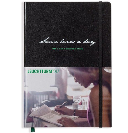 Записная книжка воспоминаний Leuchtturm "Несколько строк в день" А5 на 5 лет черная 365 стр.