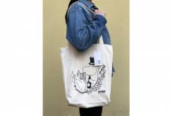 Сумка-шоппер «Муми-тролли. Муми-папа читает» светлая