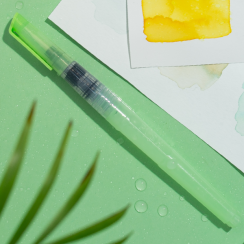 Кисть с резервуаром для воды Sketchmarker Waterbrush средняя