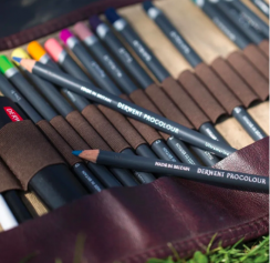 Цветные карандаши Derwent Procolour набор из 72 цветов в кейсе
