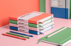 Записная книжка Leuchtturm «Medium» A5 в клетку розовая 251 стр.